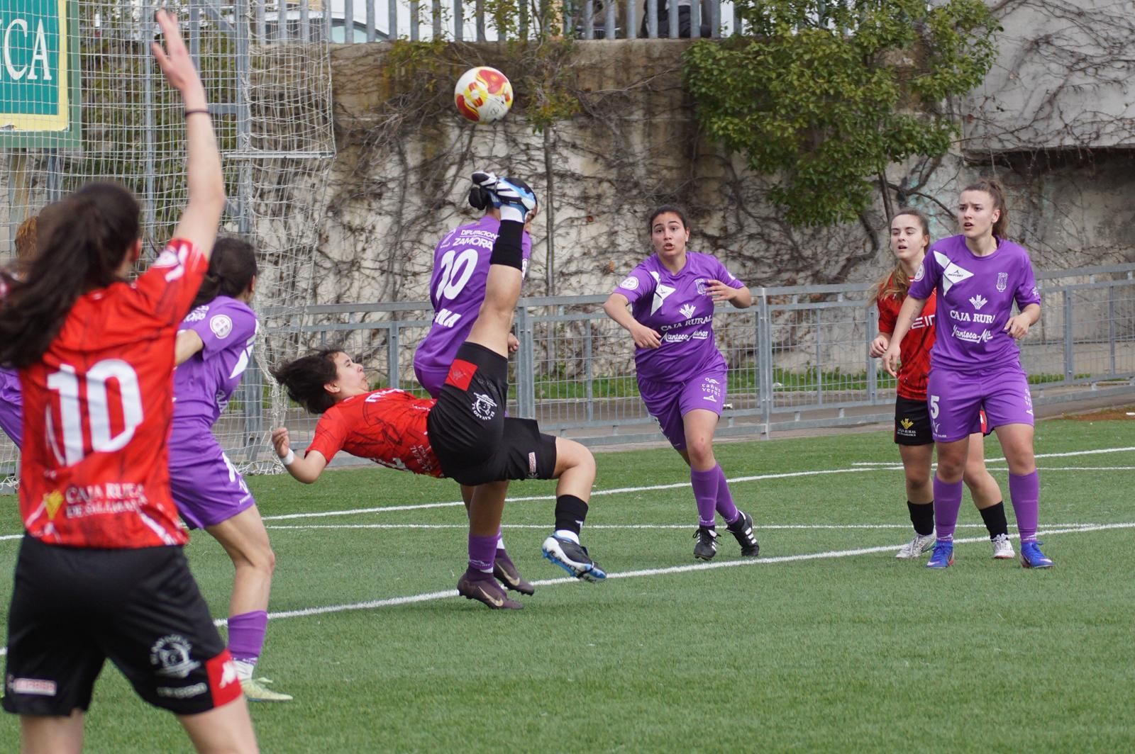 Salamanca Fútbol Femenino – Bovedana en el Municipal Vicente del Bosque