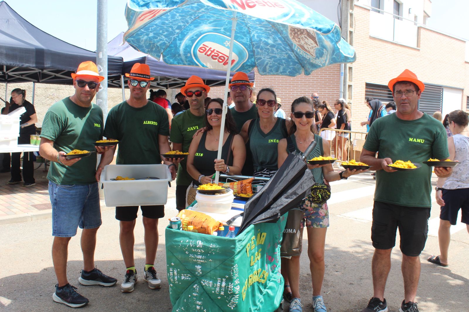 Banquete de paella en Doñinos para despedir sus fiestas por Santo Domingo de Guzmán