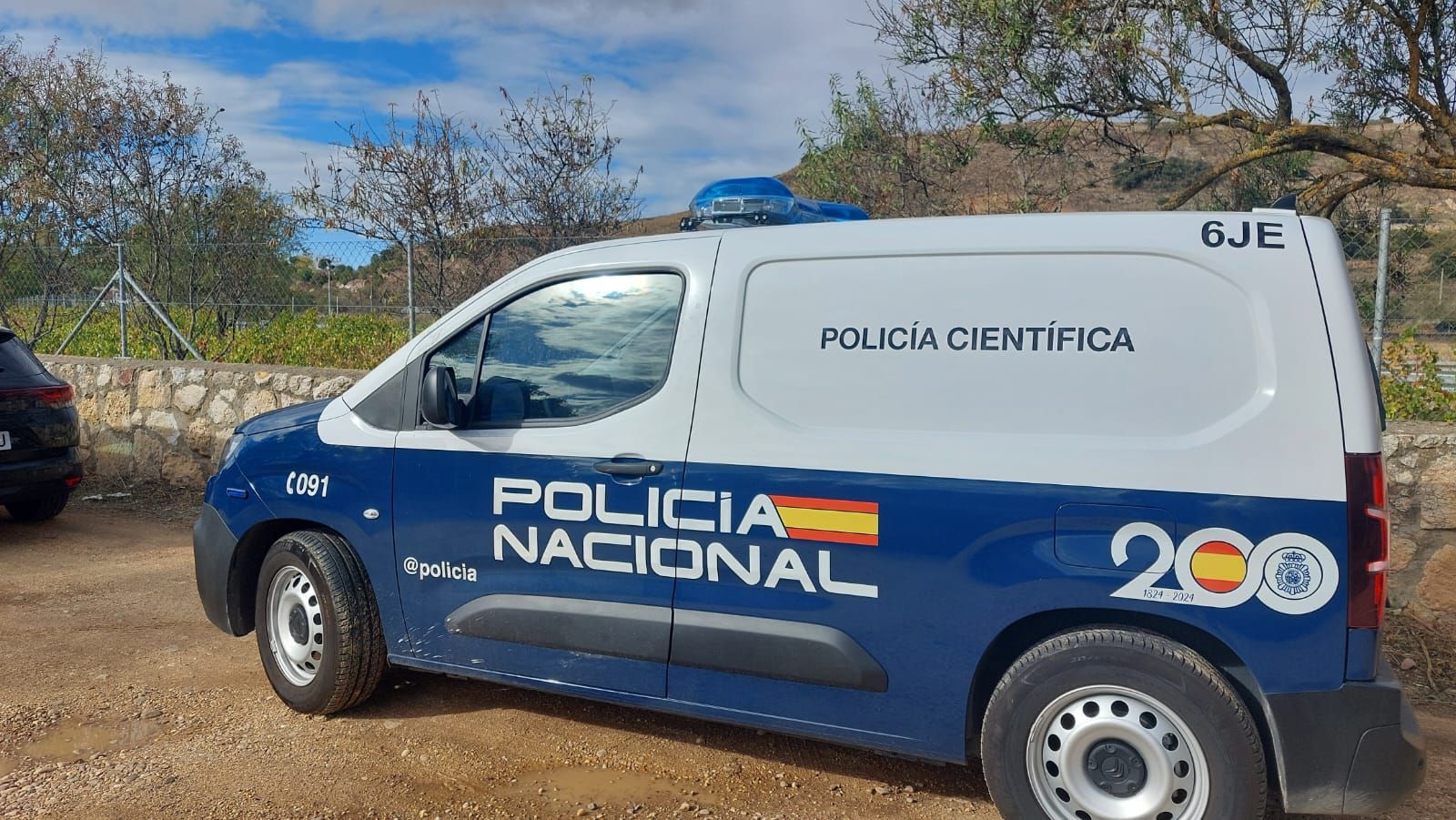 GALERÍA | Amplio despliegue para rescatar un cuerpo sin vida del río Duero en Zamora capital