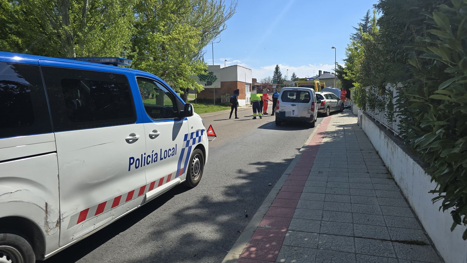 whatsapp-image-2025-04-25-at-17-03-58