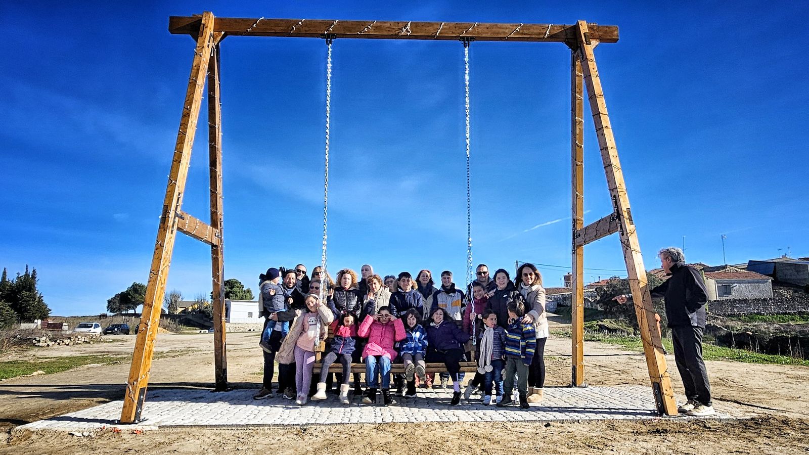 Columpio gigante en Juzbado