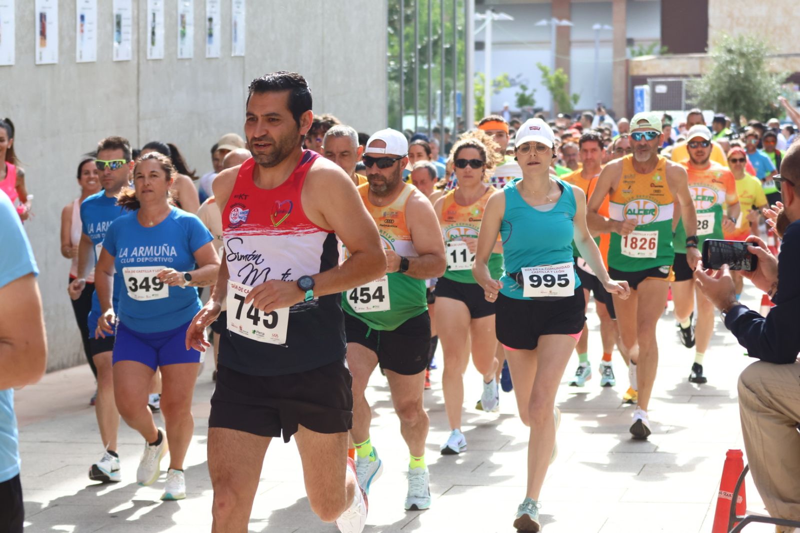 Carrera y Marcha solidaria por el día de Castilla y León