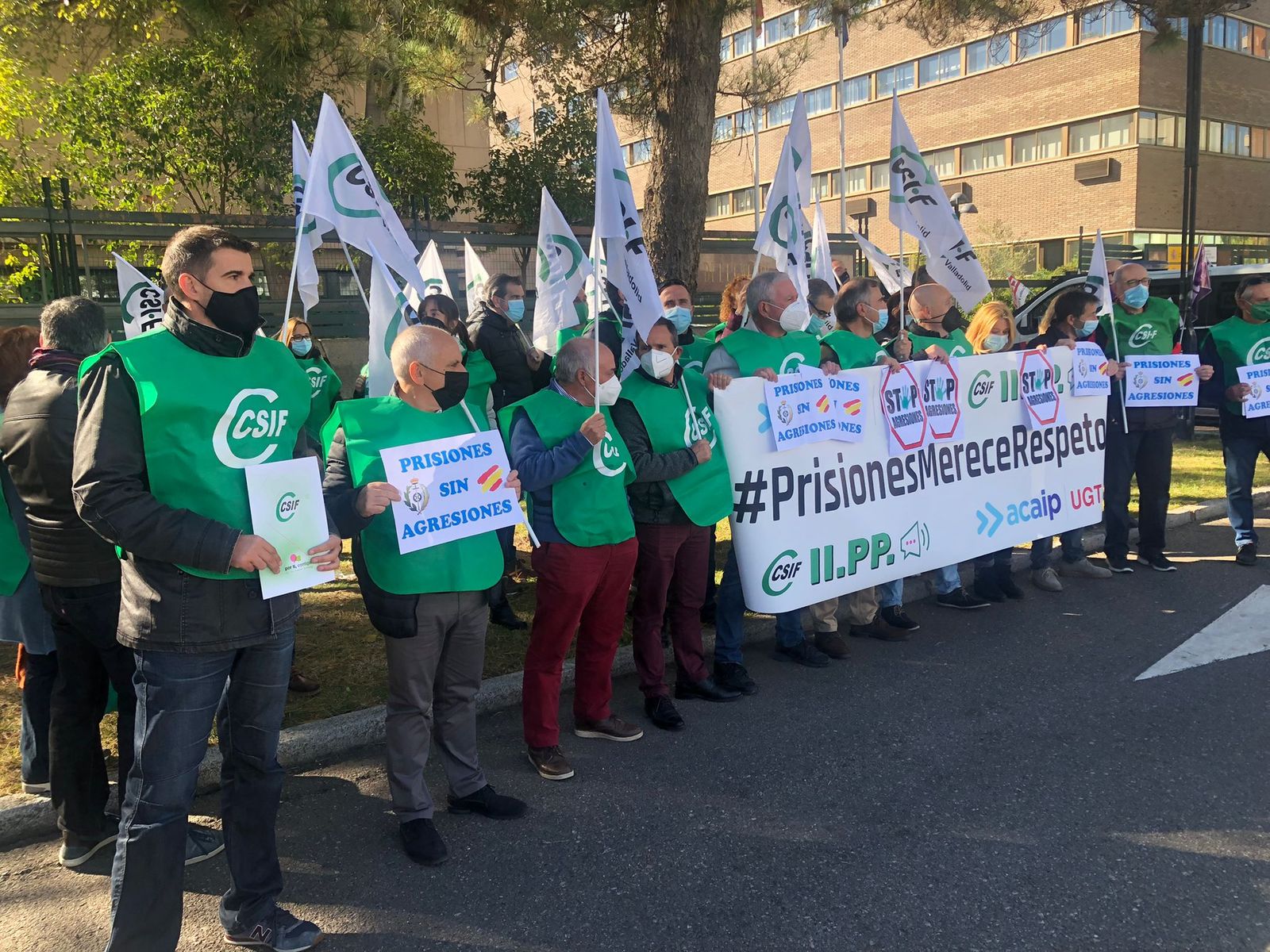 Los delegados protestan en Valladolid