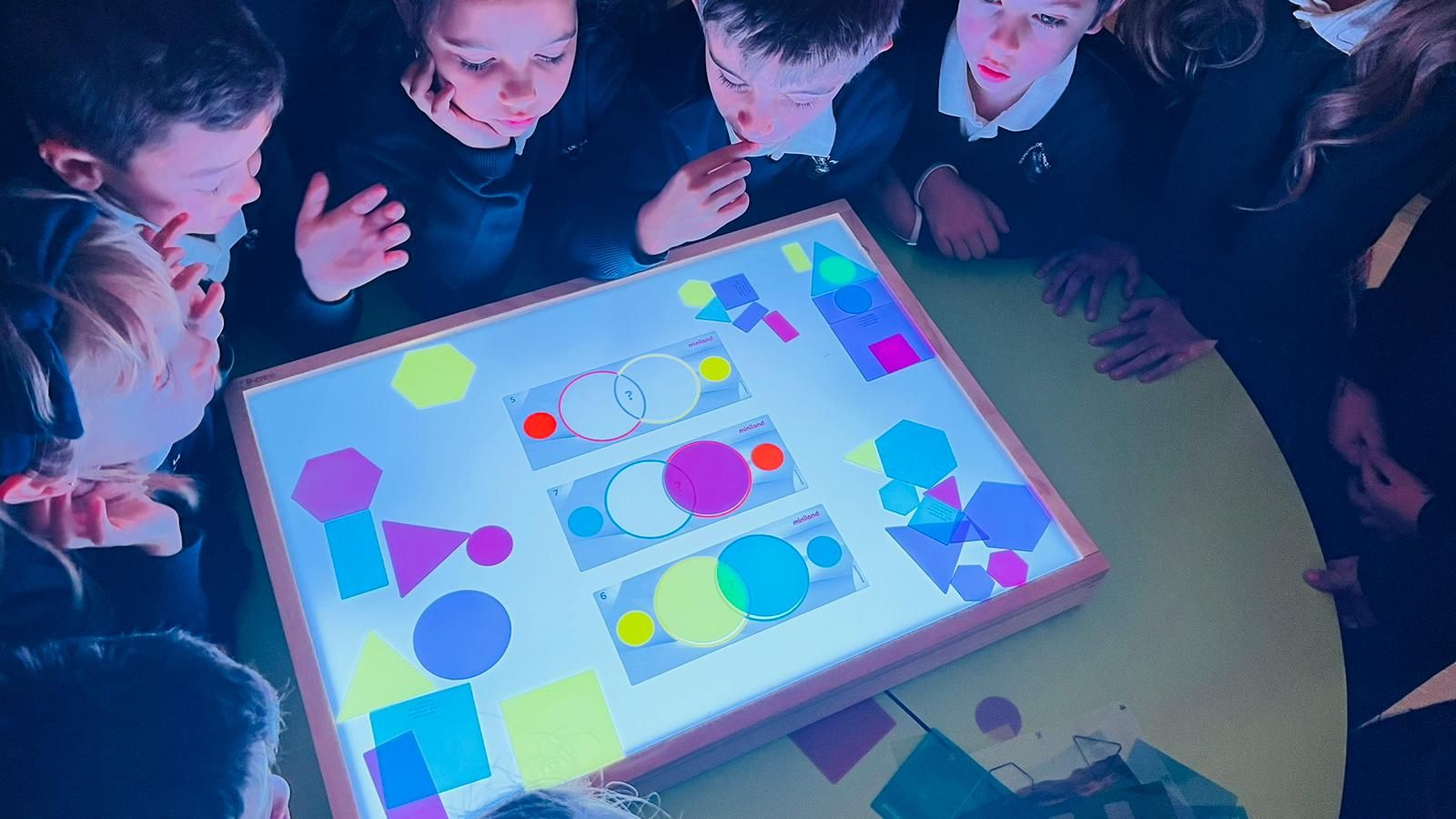 20231124-luz-en-2primaria-1