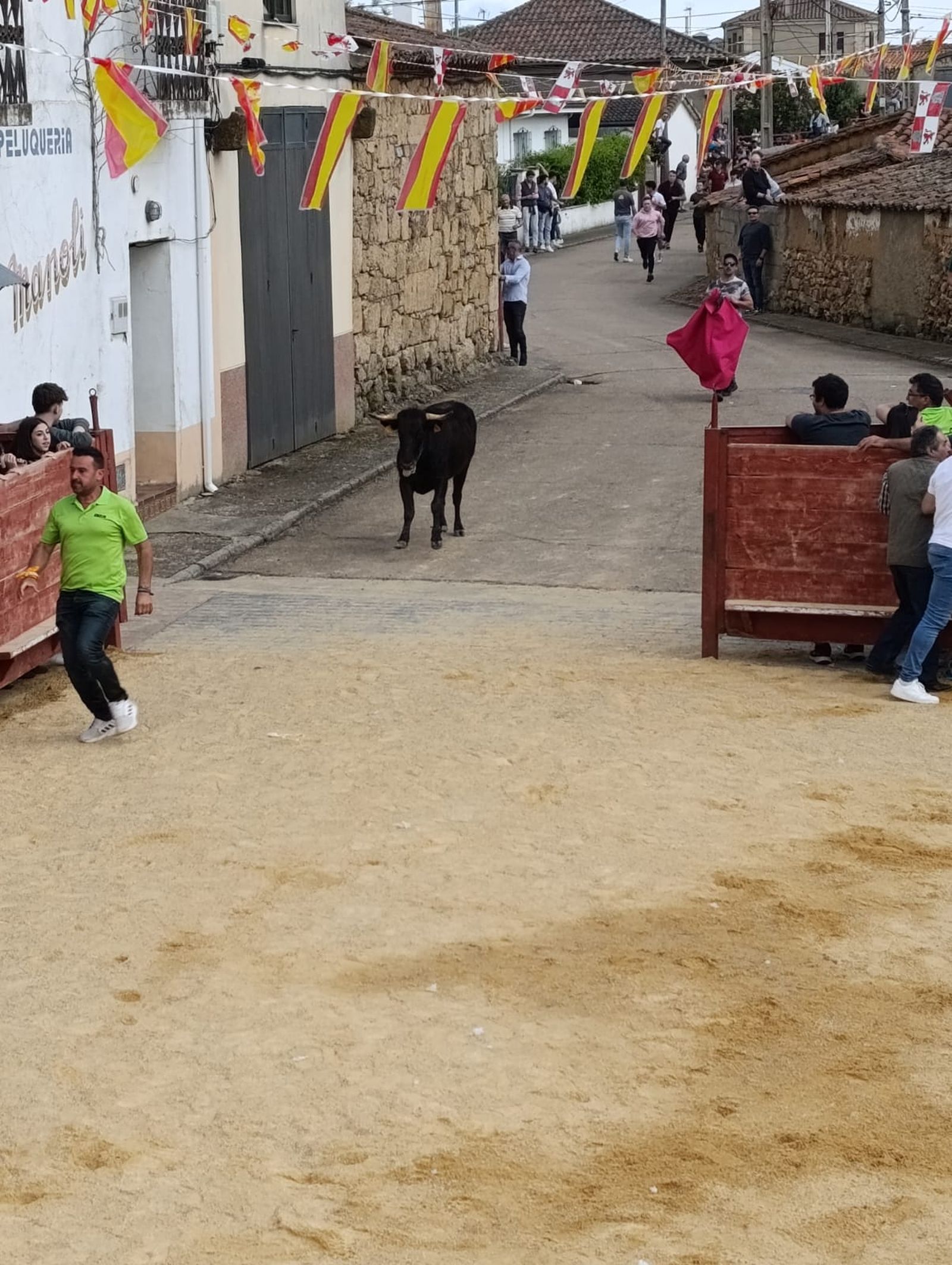 whatsapp-image-2025-05-17-at-19-37-23-3