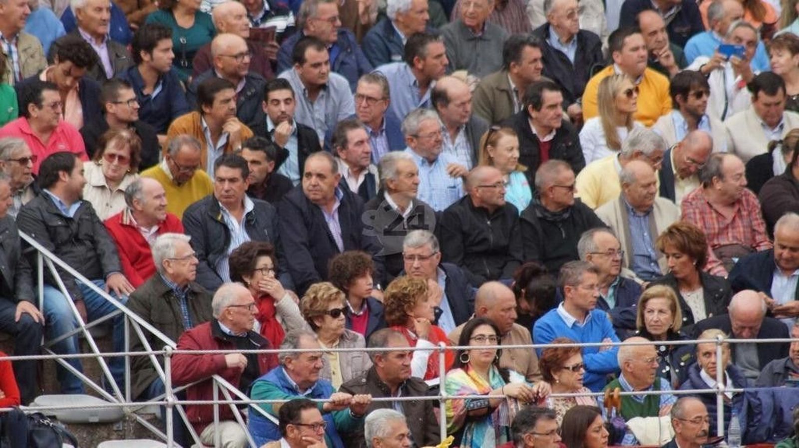 Más de media entrada en la última corrida de abono