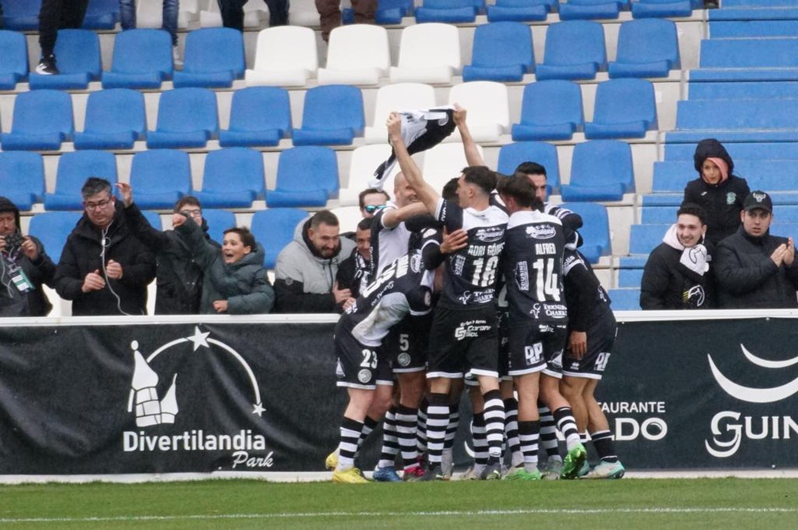 whatsapp-image-2024-03-30-at-5-53-39-pm-3