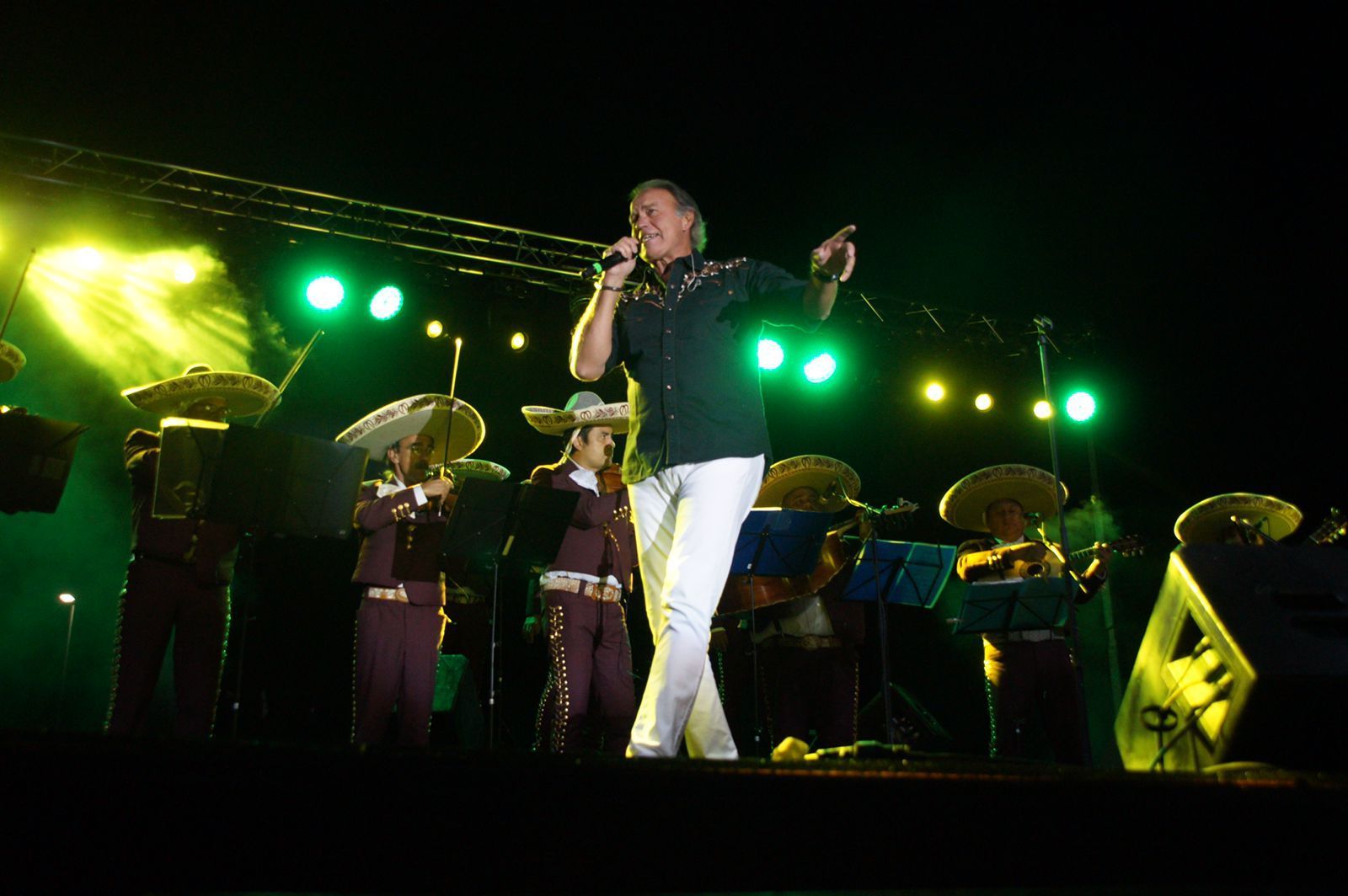 bertin-osborne-en-guijuelo-17