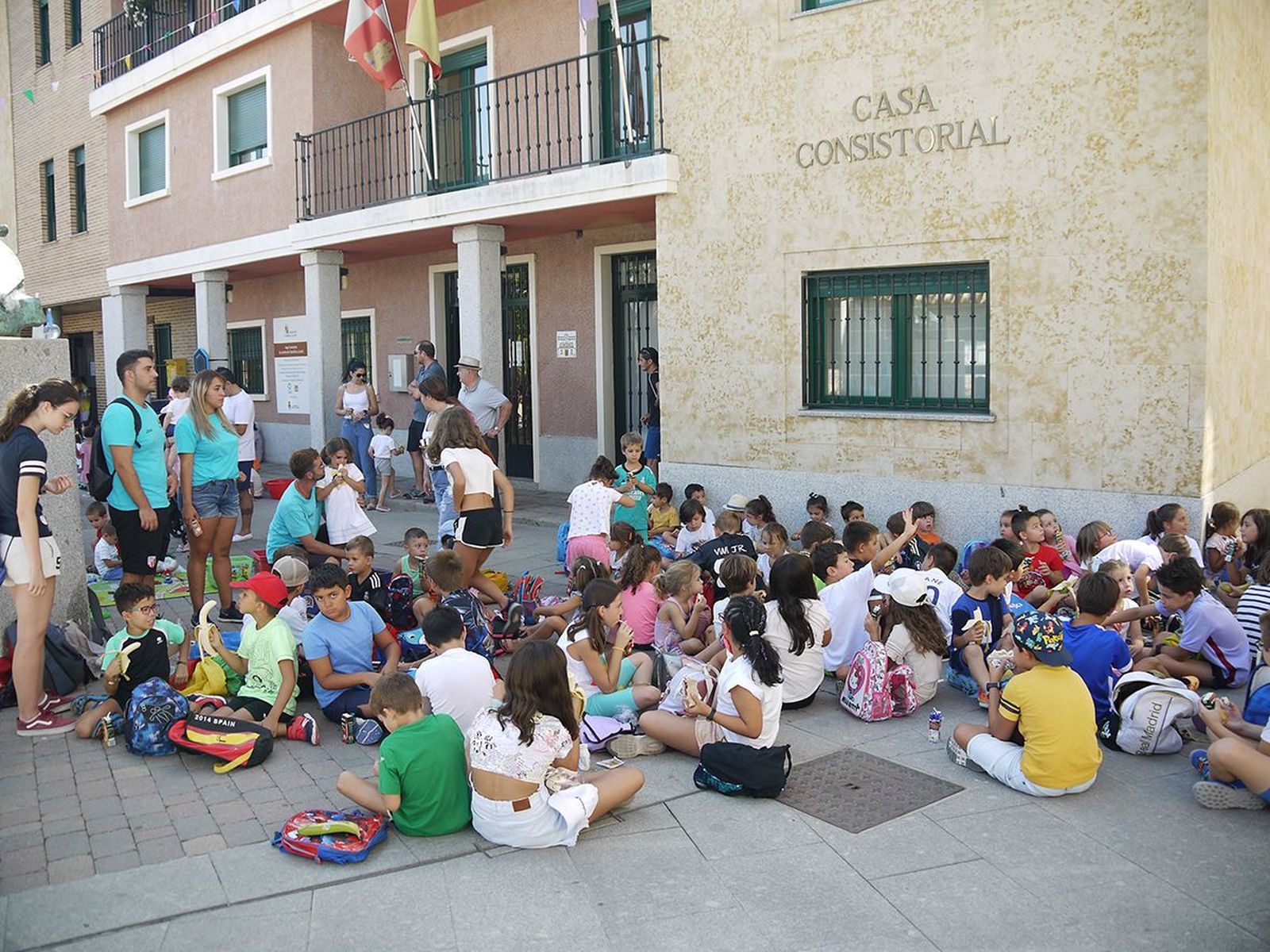 juegos-en-la-calle-y-desayuno-saludable-fiestas-san-roque-carbajosa-8