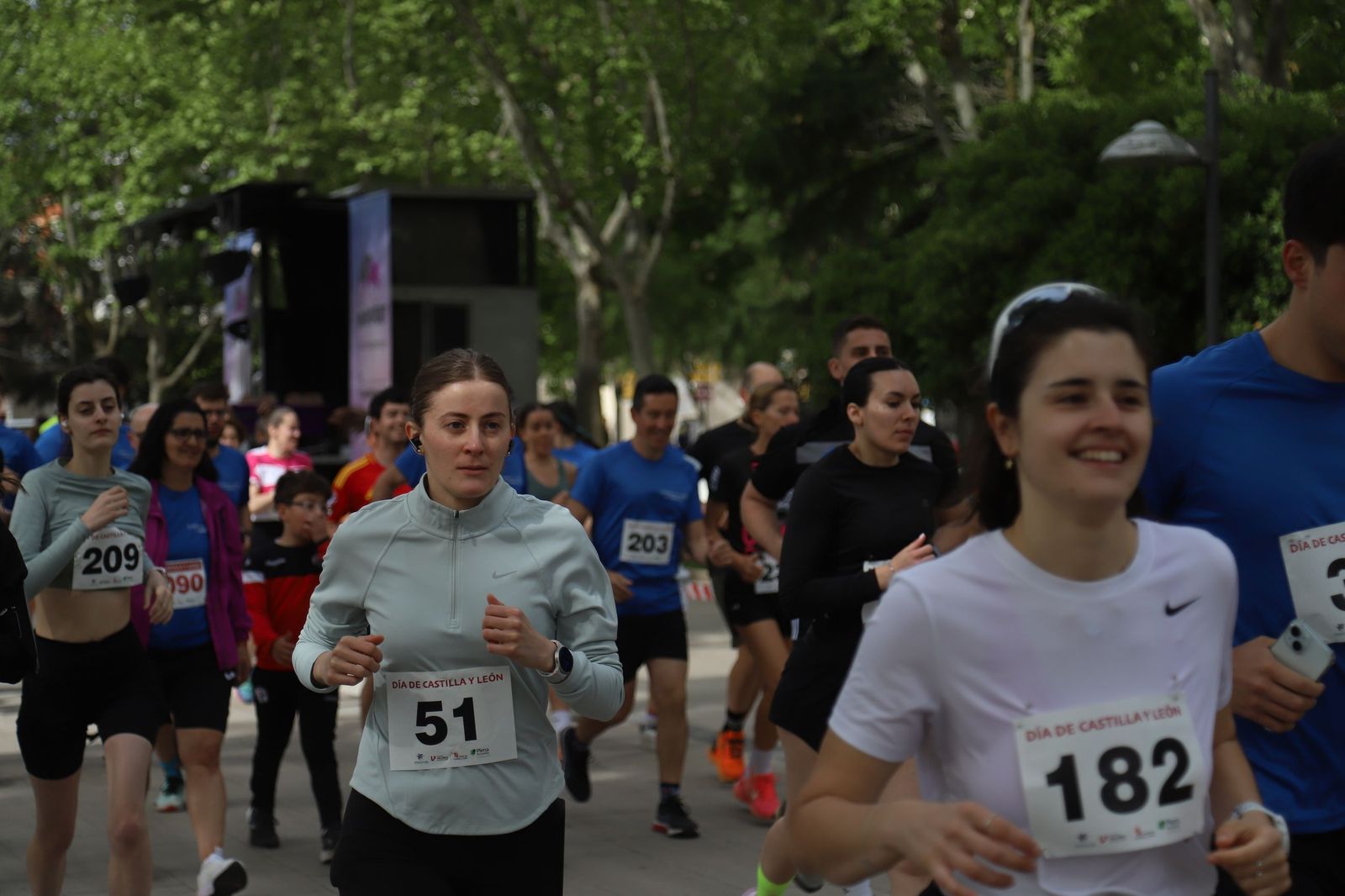 Carrera y marcha por el Día de Castilla y León en Zamora