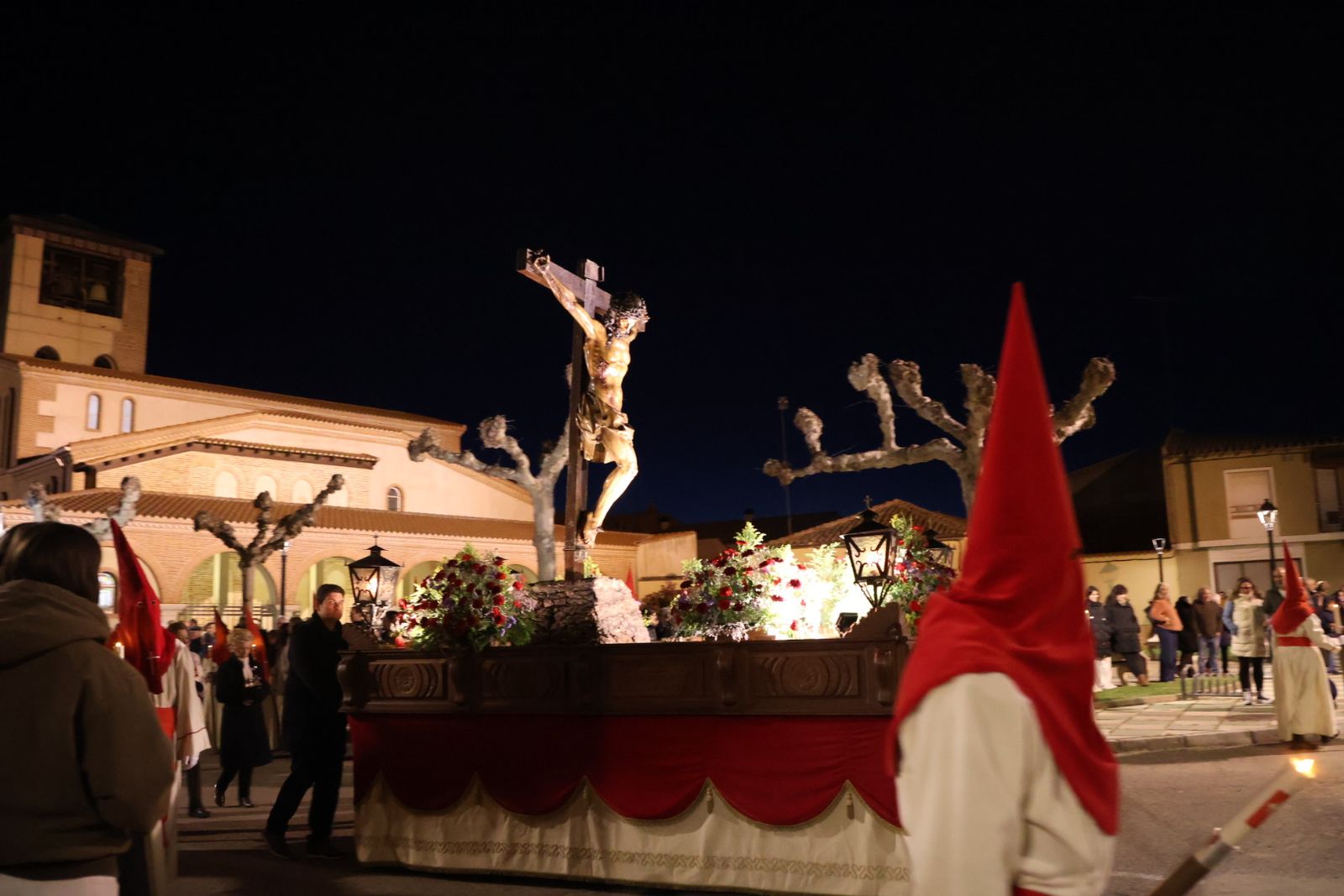 GALERÍA | Revive en imágenes la procesión del Silencio en Villalpando
