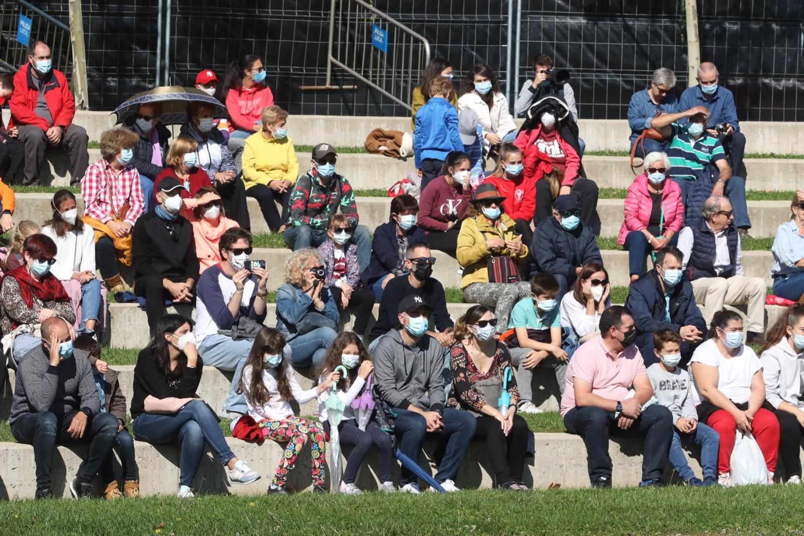 publico-exhibicion-de-esgrima-1