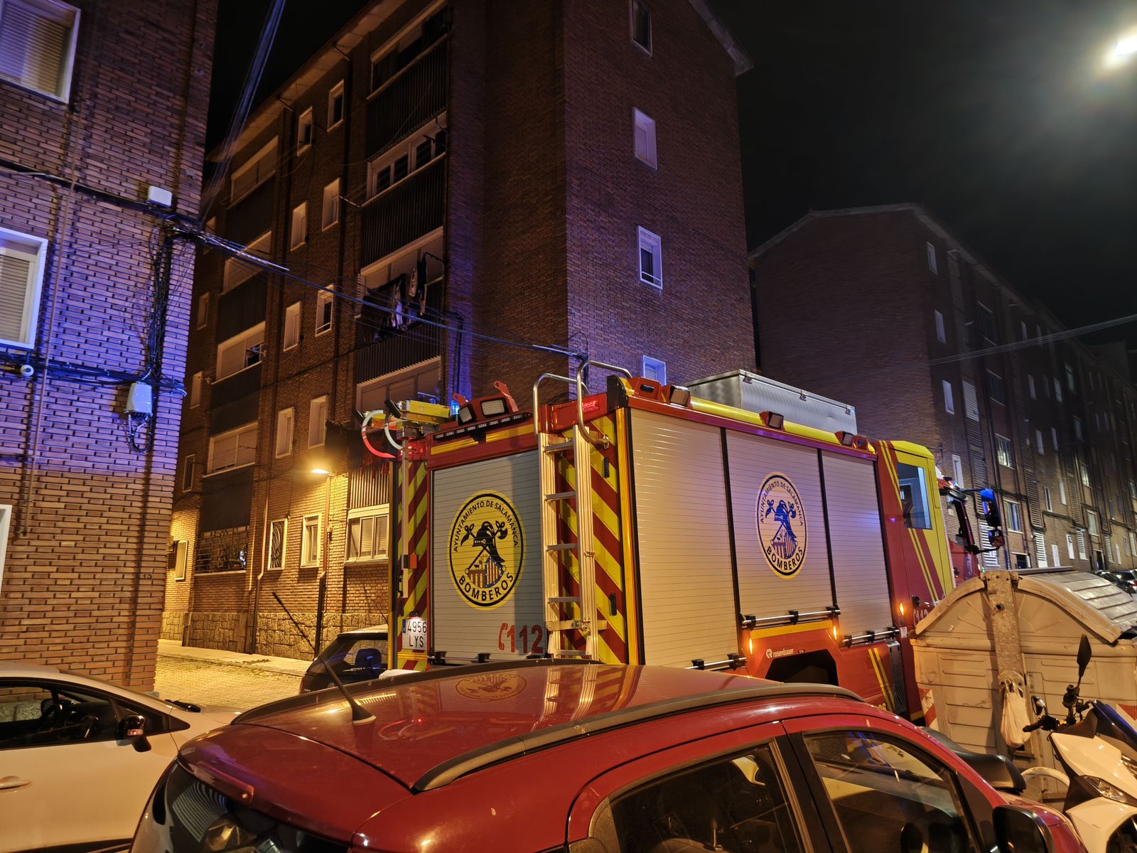 Una estufa de gas moviliza a los bomberos de Salamanca en el barrio de Garrido