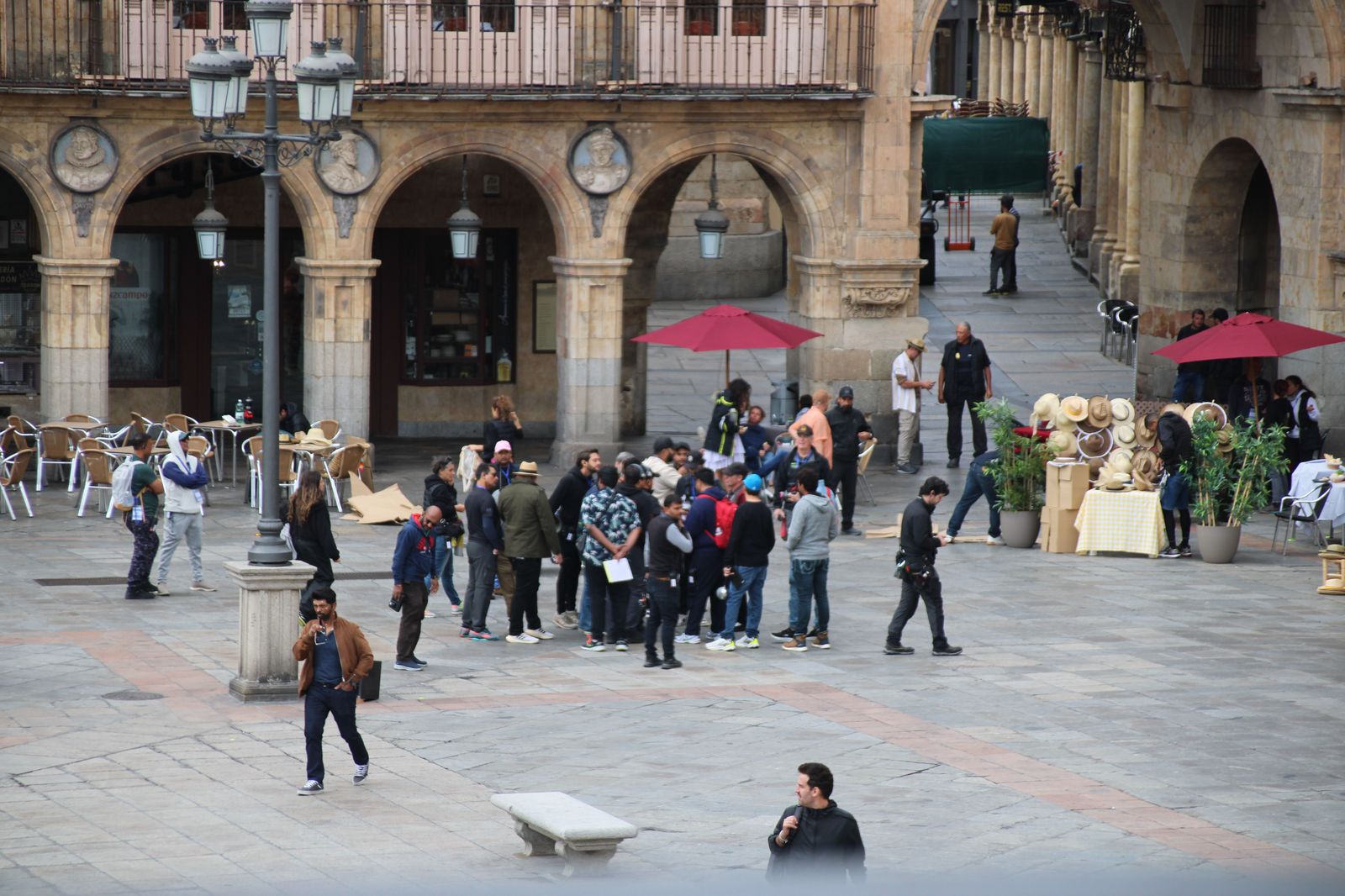 grabacion-de-una-persecucion-en-la-plaza-mayor-de-salamanca-dentro-de-una-produccion-de-bollywood-3
