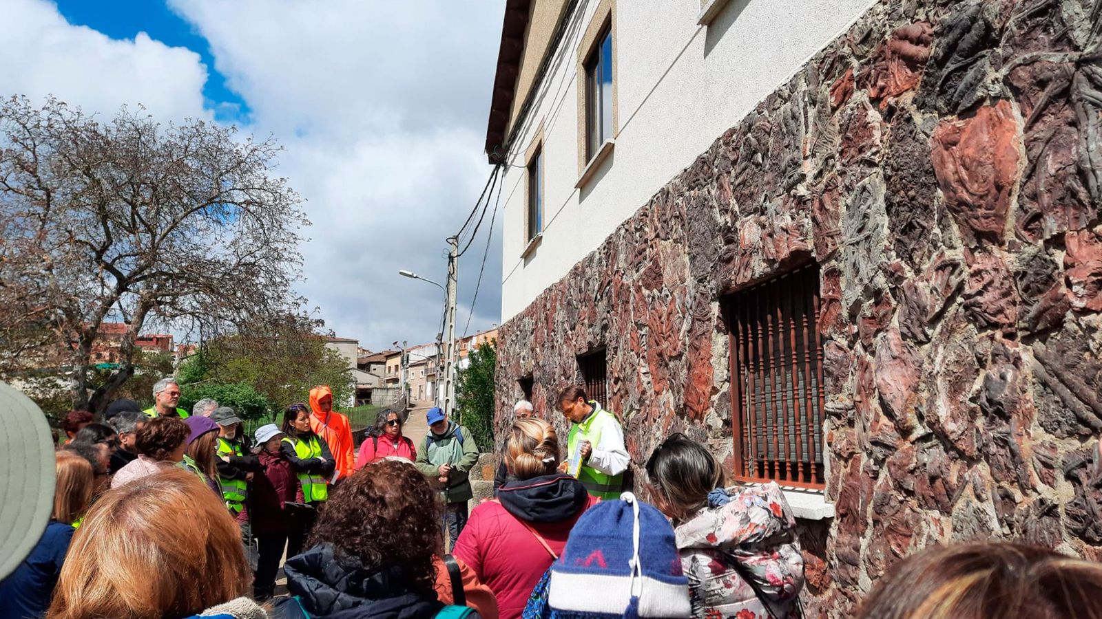 La USAL revaloriza el patrimonio natural de El Maíllo con la creación de cuatro itinerarios geobiológicos