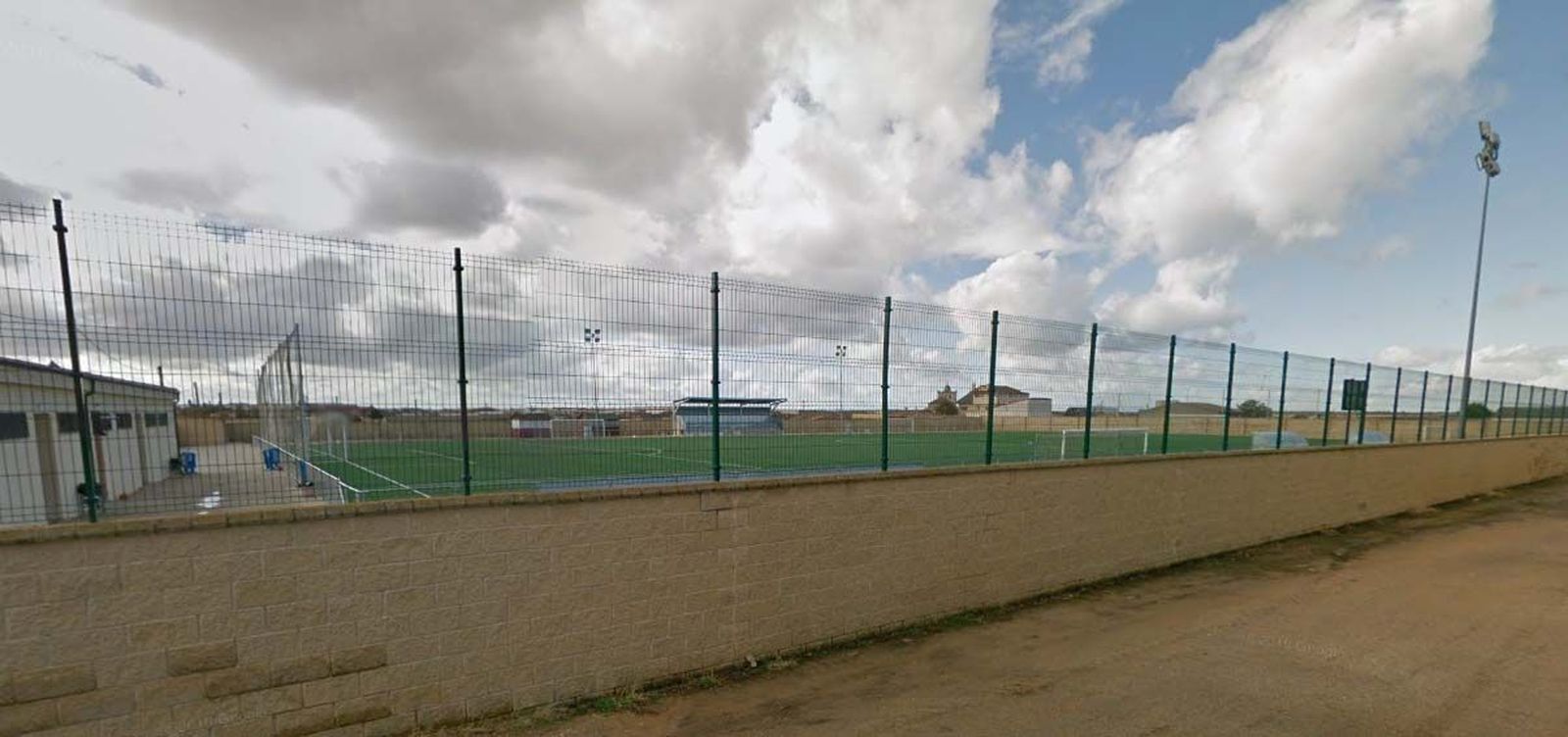 Campo de fútbol. Toro