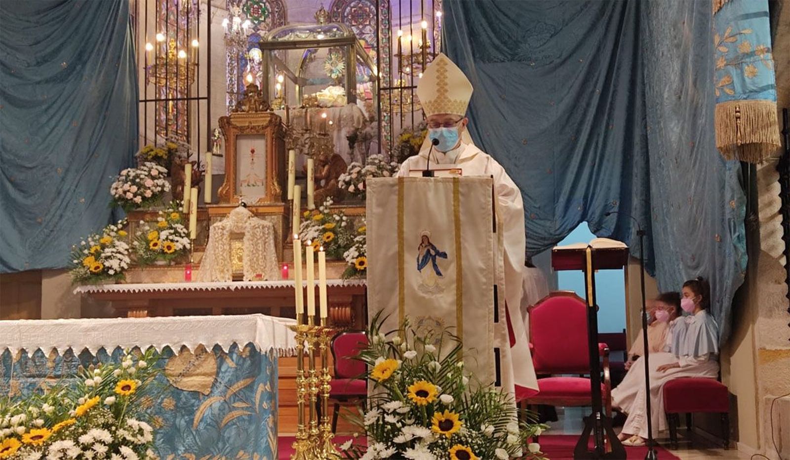 El obispo de Zamora preside la misa