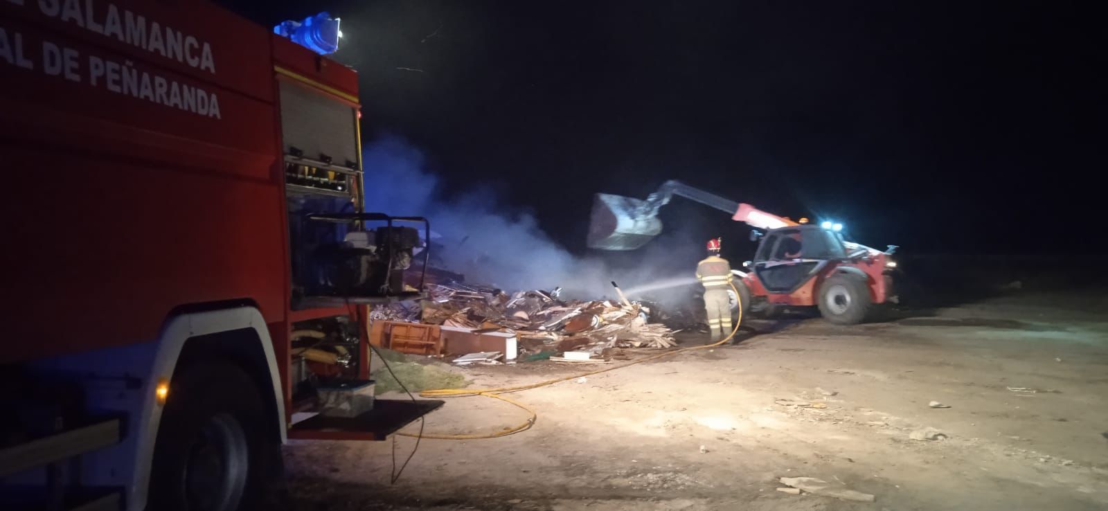 incendio-punto-limpio-macotera-6