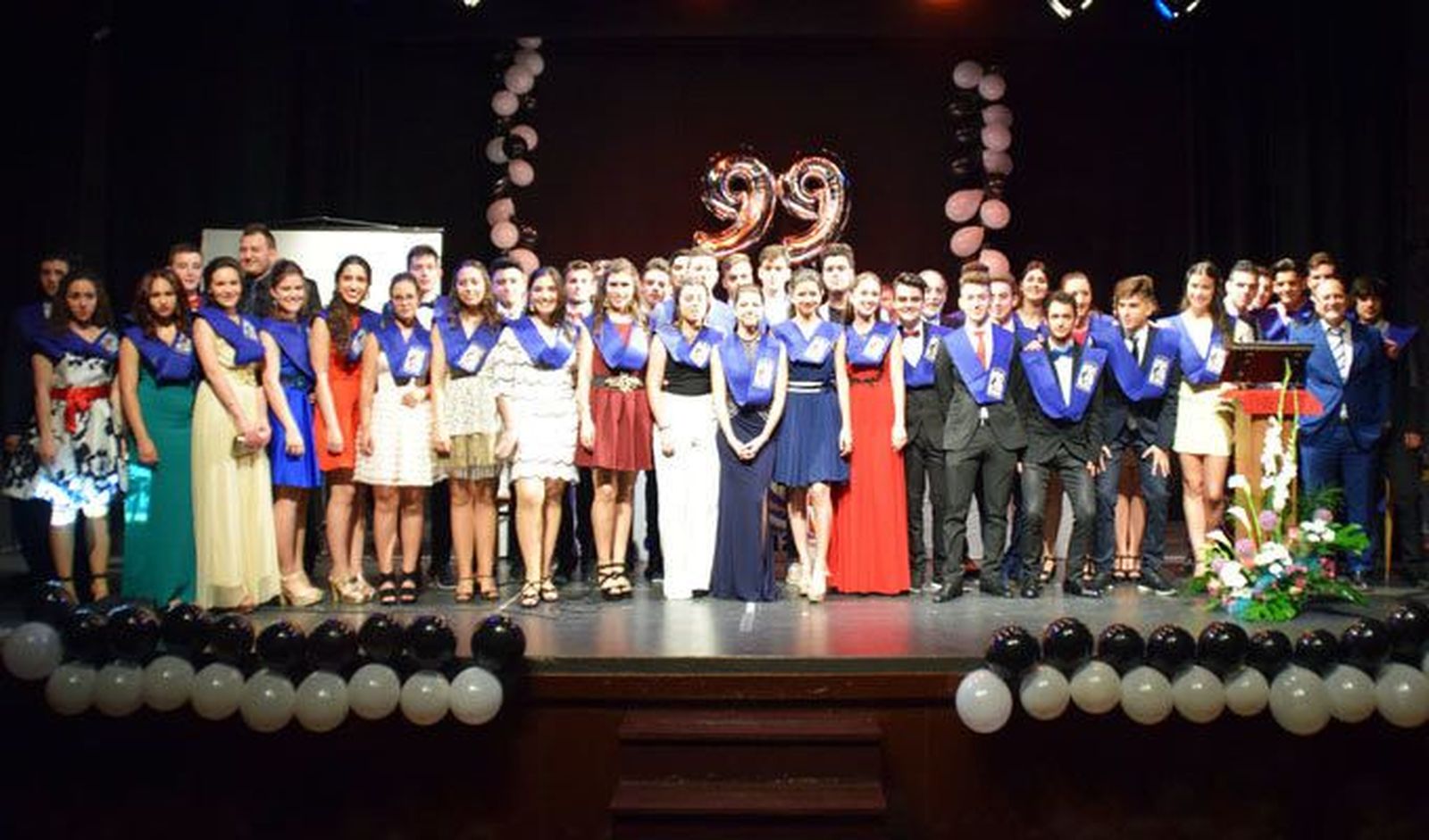 Estudiantes del Claudio Moyano, María de Molina y Universidad Laboral dicen adiós al instituto