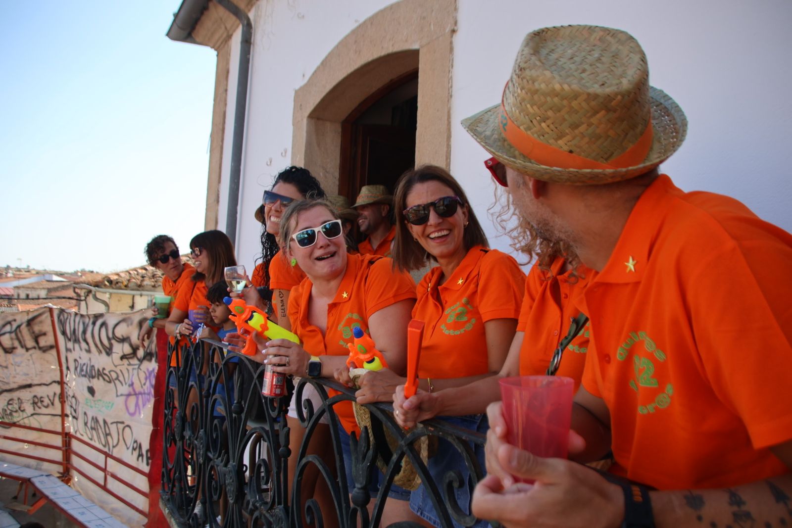 Lumbrales, encuentro de peñas, chupinazo