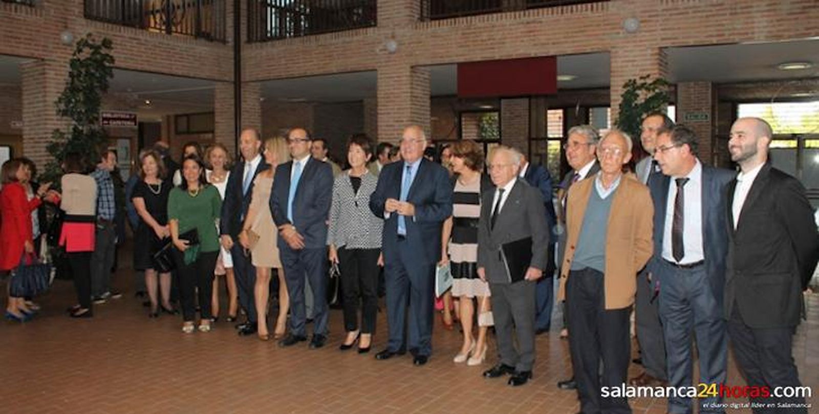 Homenaje al catedrático y exdecano de Farmacia Domínguez Gil-Hurlé