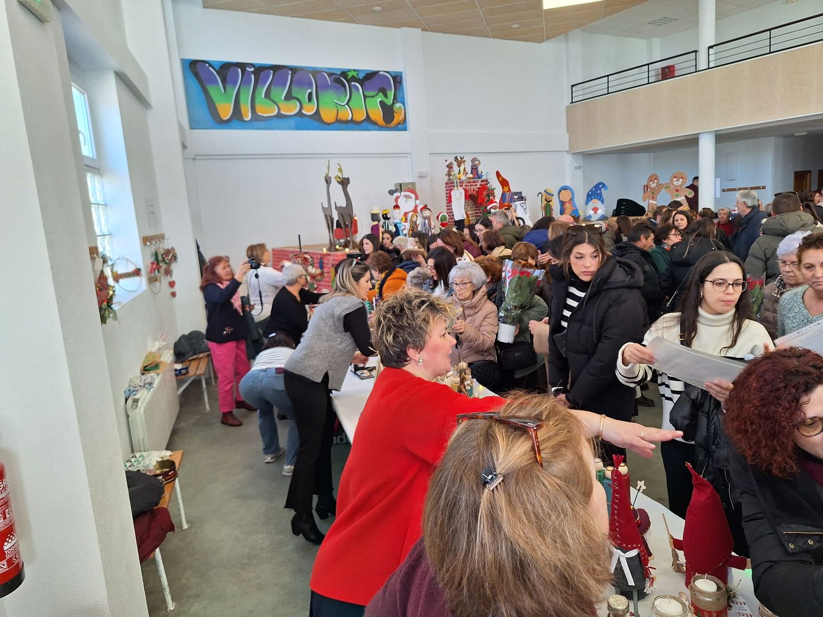 II Mercadillo navideño solidario de Villoria