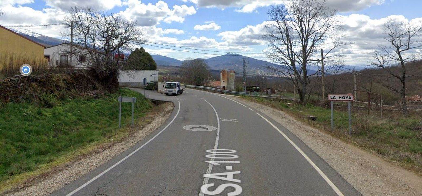 Acceso a La Hoya. FOTO G.M.