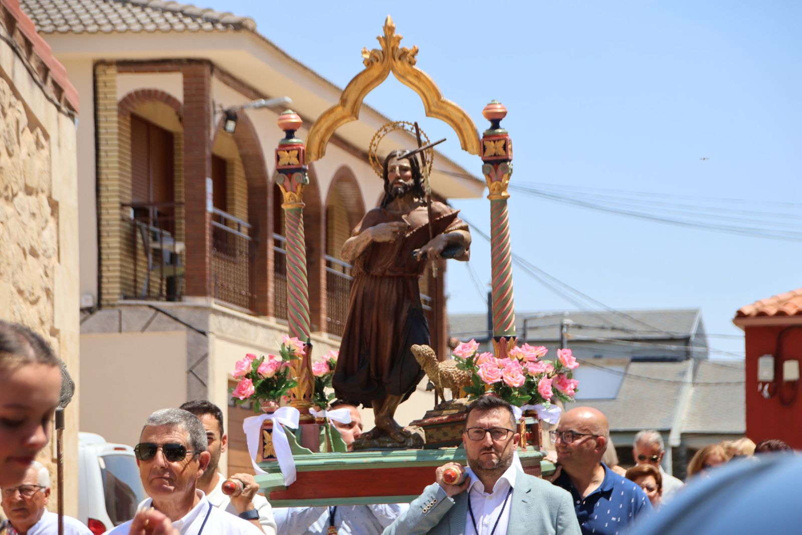 Castellanos de Villiquera Misa y procesión