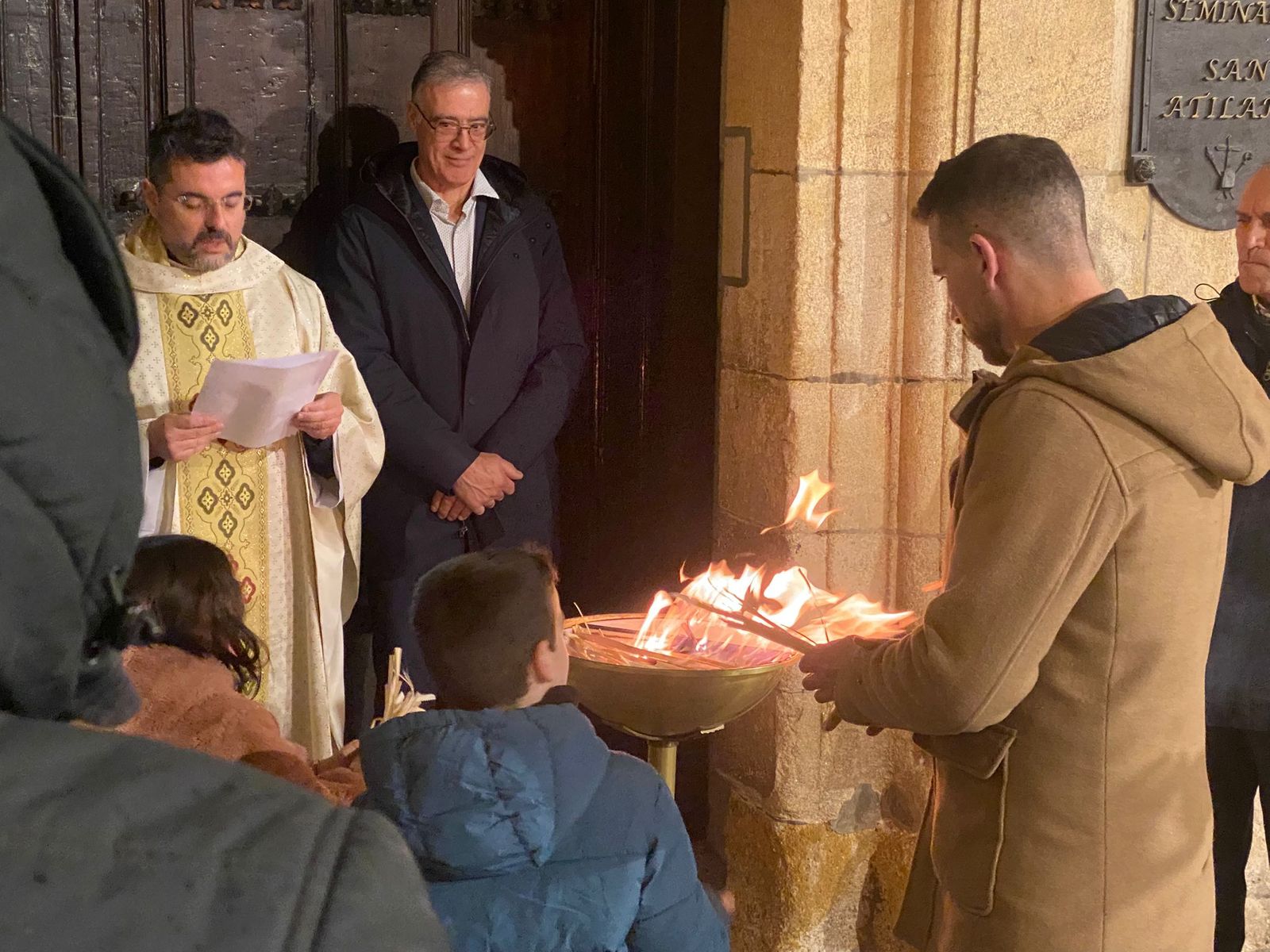 La cofradía de La Borrquita realizó el rito de quema de palmas