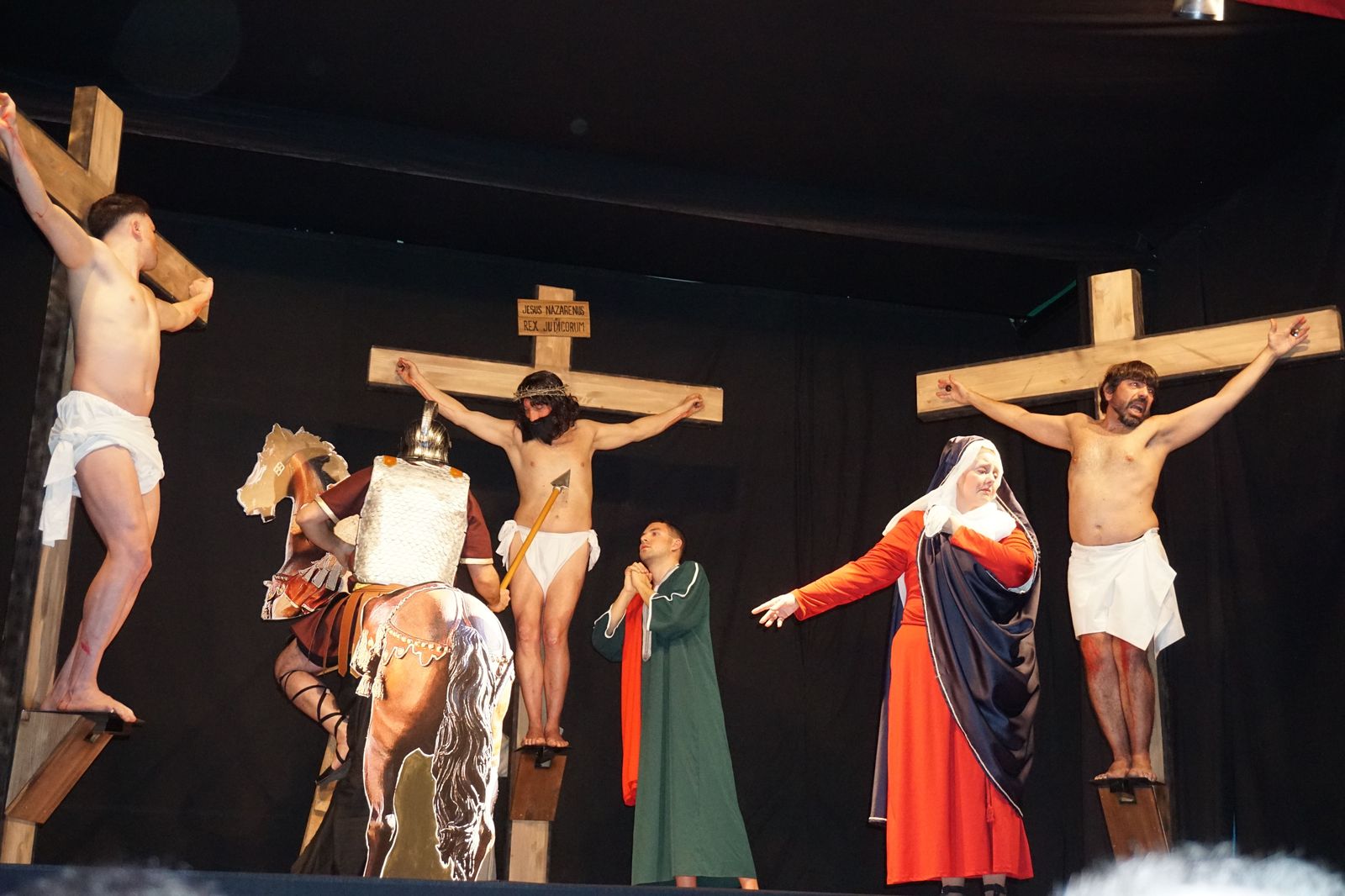 Coreses revive la Pasión con una connmovedora representación por el bicentenario de su Hijo Predilecto