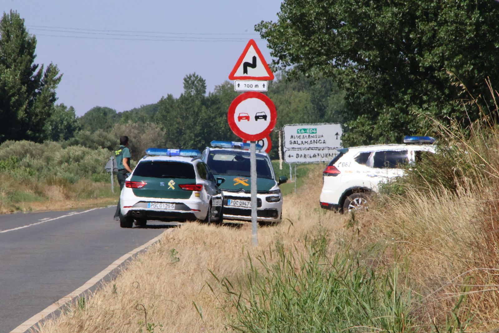 Guardia Civil en la carretera de Aldearrubia