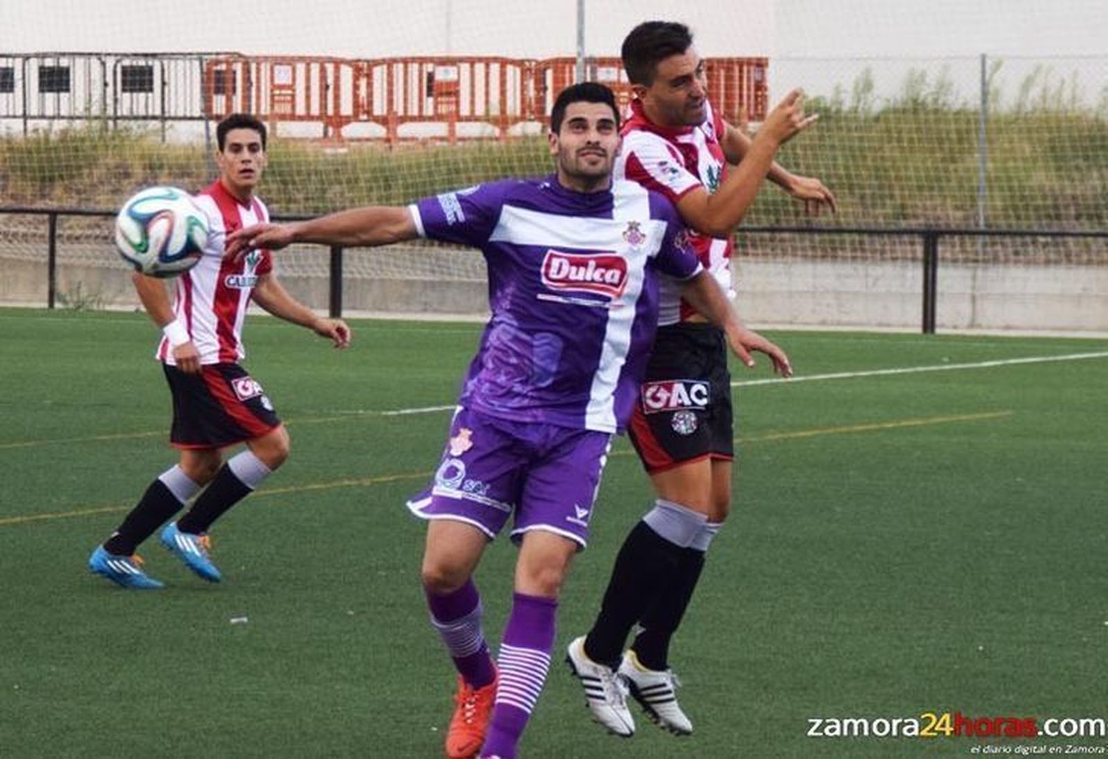 Un mes impoluto del Zamora B le lleva al frente de la tabla en Regional Aficionados