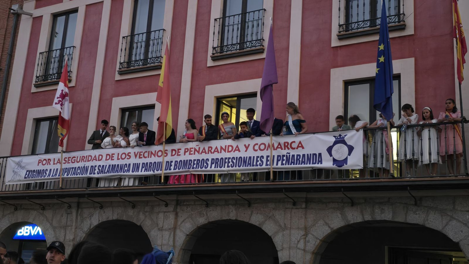 Peñaranda, Chupinazo y presentación de las reinas y damas