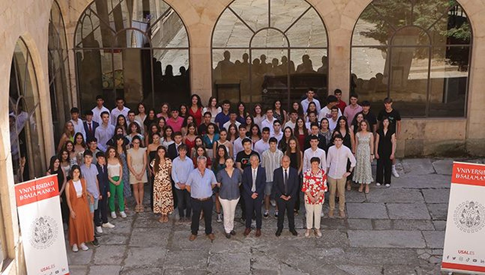 Acto de reconocimiento a las mejores notas de la EBAU en la USAL