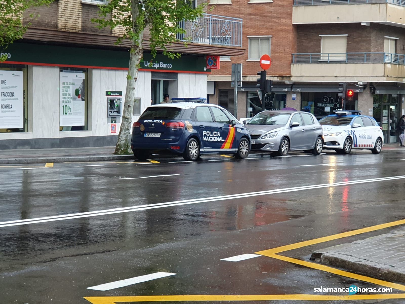 Atraco Banco Policía (2)