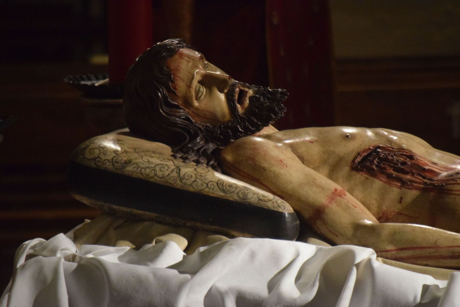 Vía Crucis de Jesús Yacente