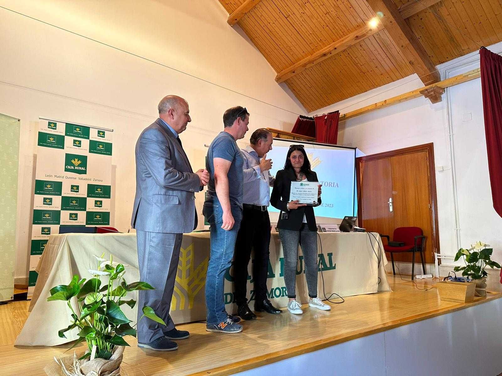 Homenaje a Ángel Martín en la junta preparatoria de Tábara