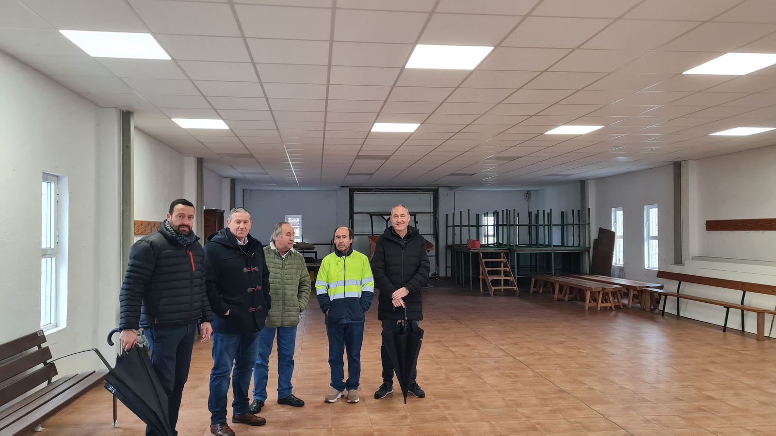 El remodelado edificio multiusos de Bretó