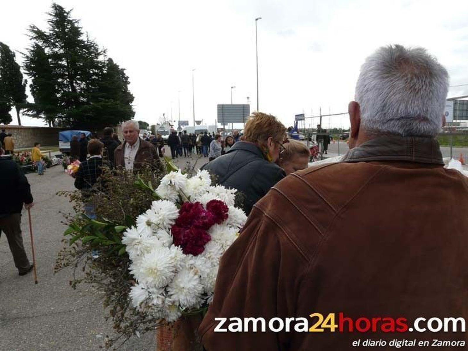 Flores en el Día de Todos los Santos 2013