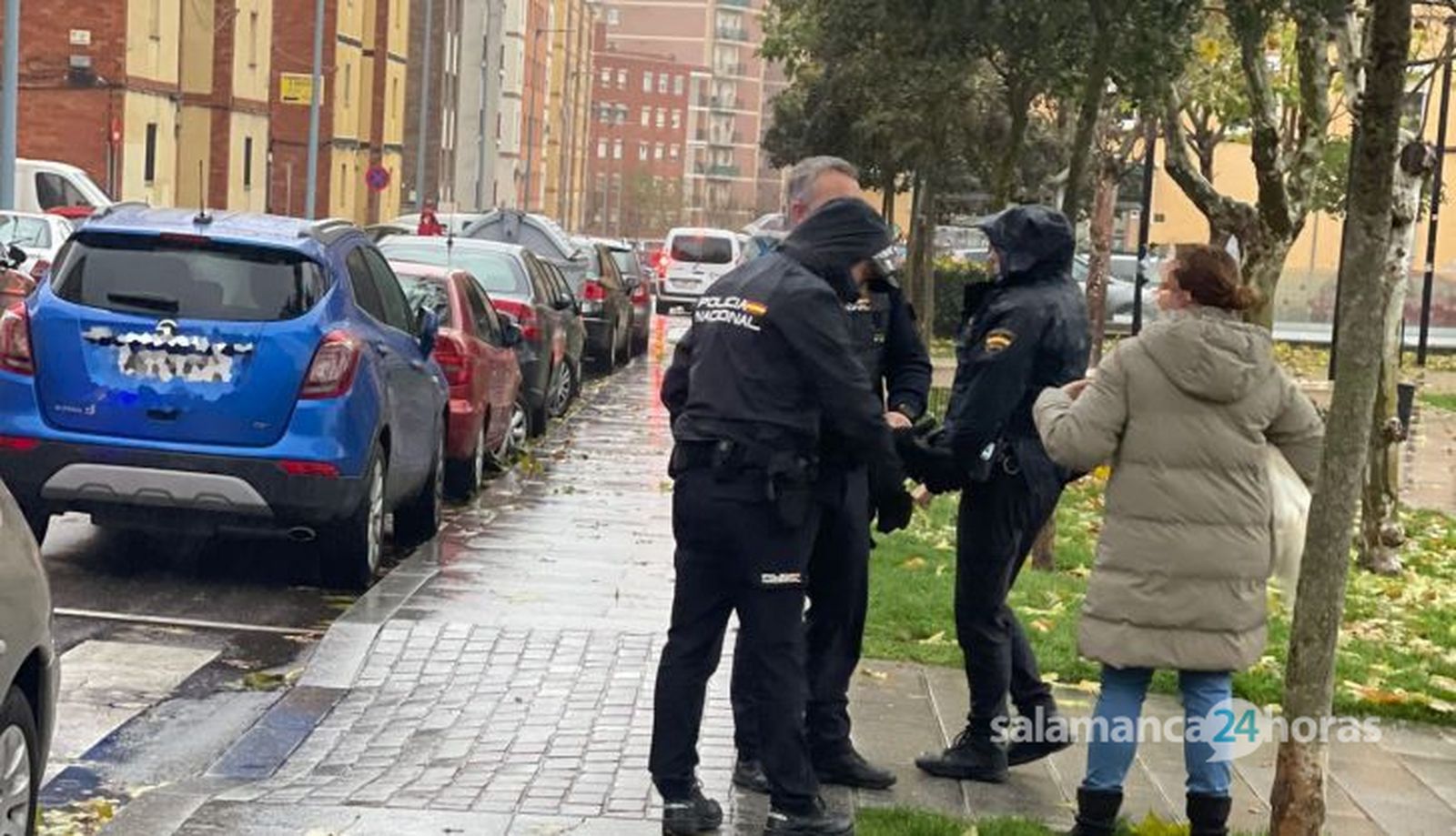 Policía Nacional en Garrido por una pelea entre varias personas (3)