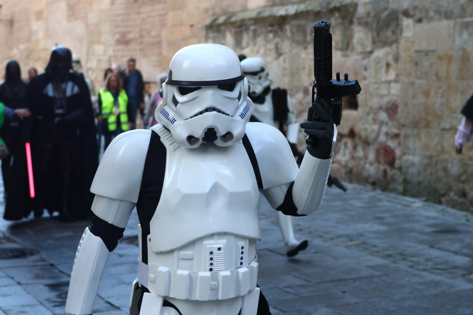 Desfile de Star Wars por el centro de Salamanca