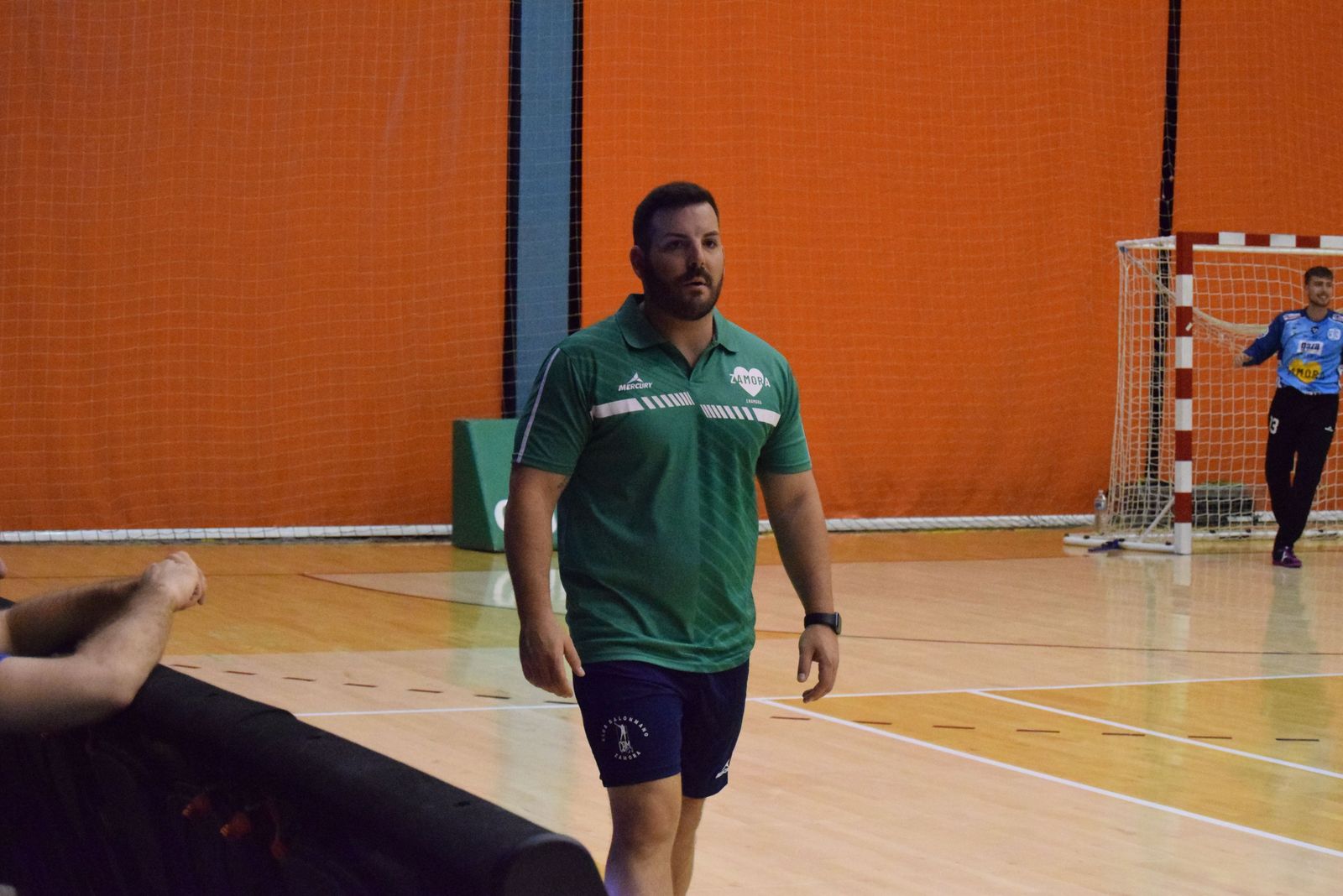 Iván López en un instante del encuentro frente al BM Alcobendas Iván López en un instante del encuentro frente al BM Alcobendas