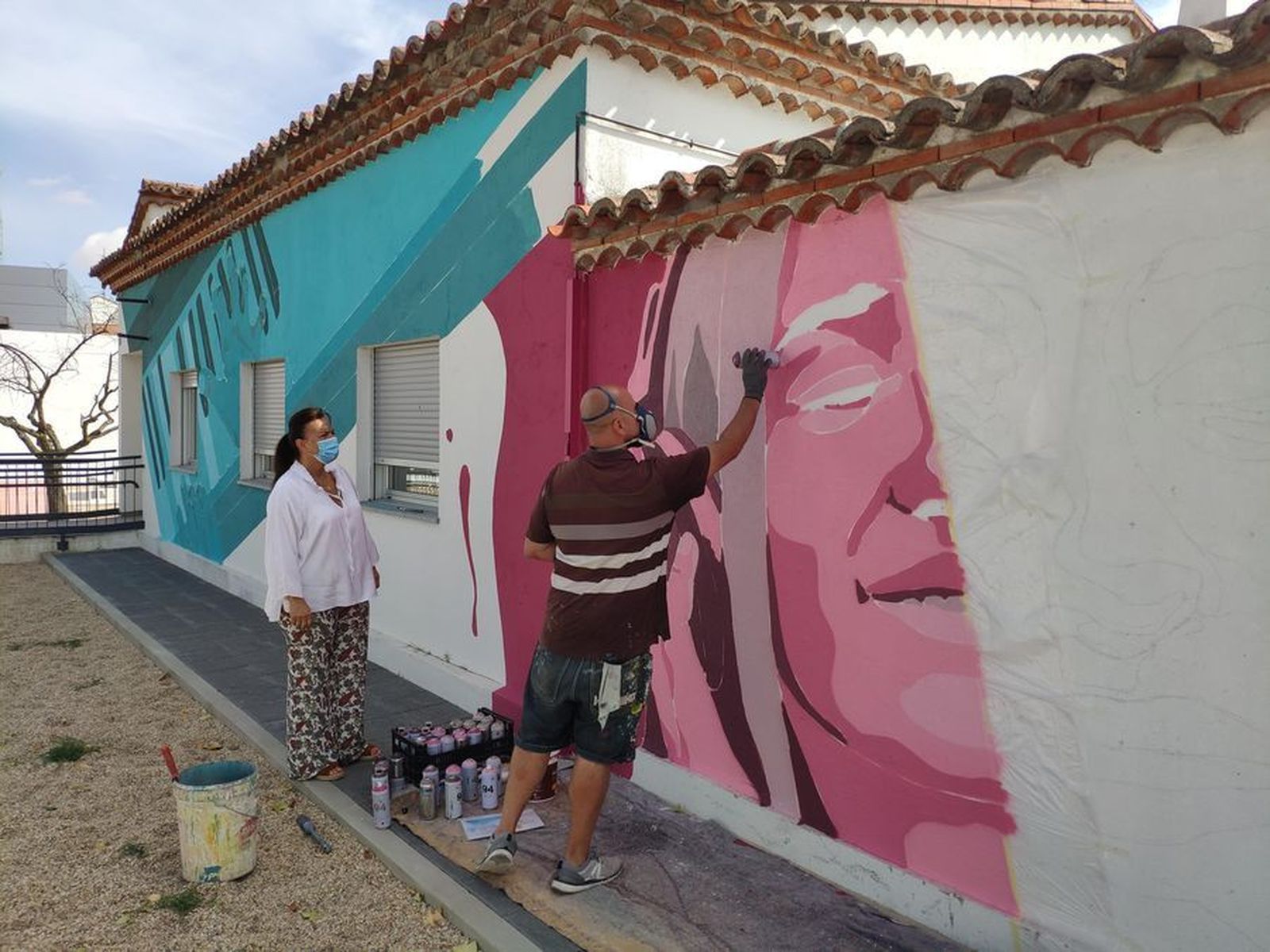 Pintura mural Área Joven 1