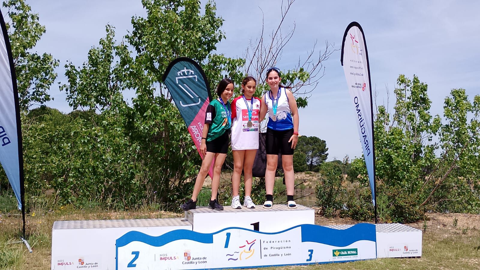 Paula Podio Fluvial Villaralob