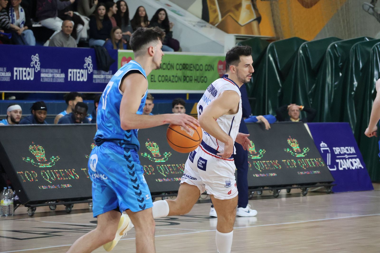 GALERÍA | Revive en imágenes el encuentro entre el CB Zamora y el Obradoiro