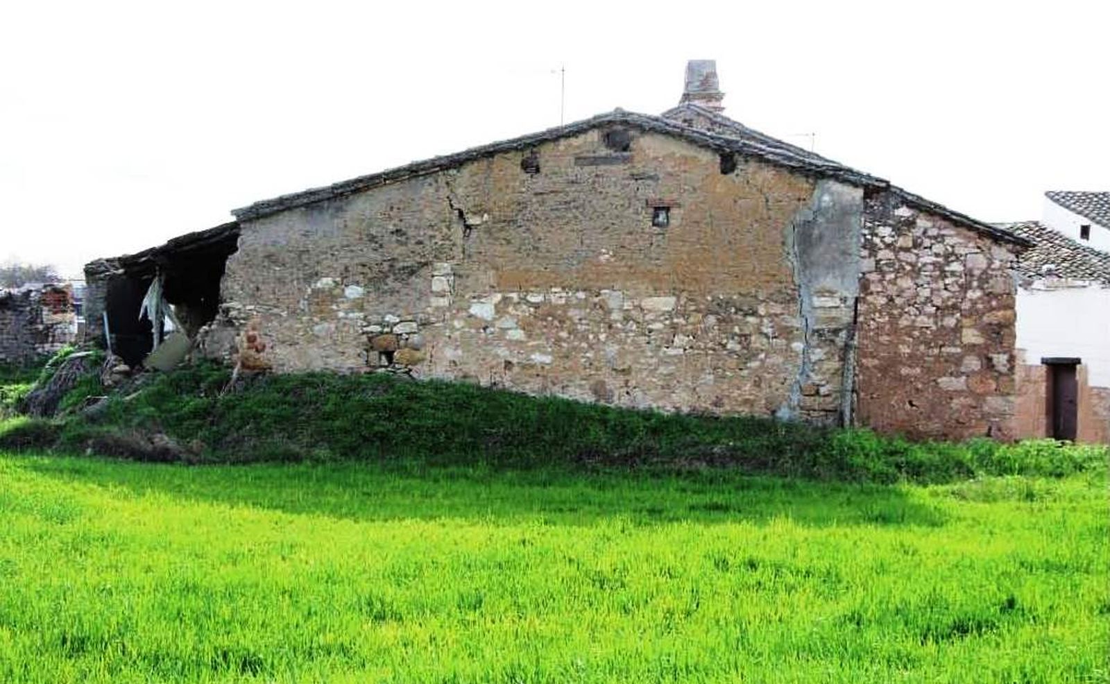 Edificación Camino Pastelero