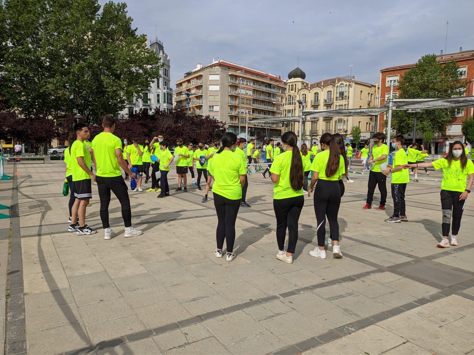 educacion-fisica-en-la-calle-8