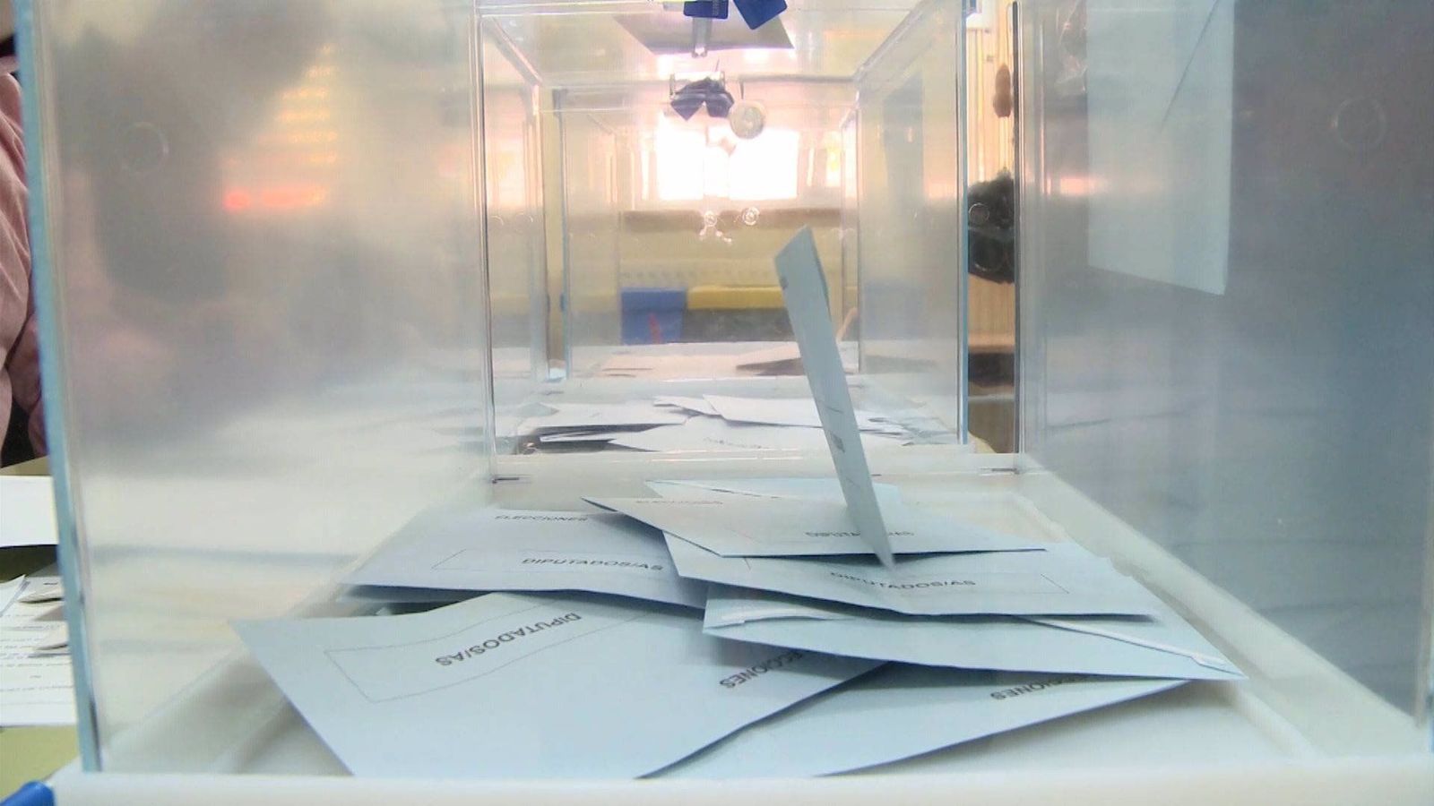 Urna durante una jornada electoral - EUROPA PRESS - Archivo