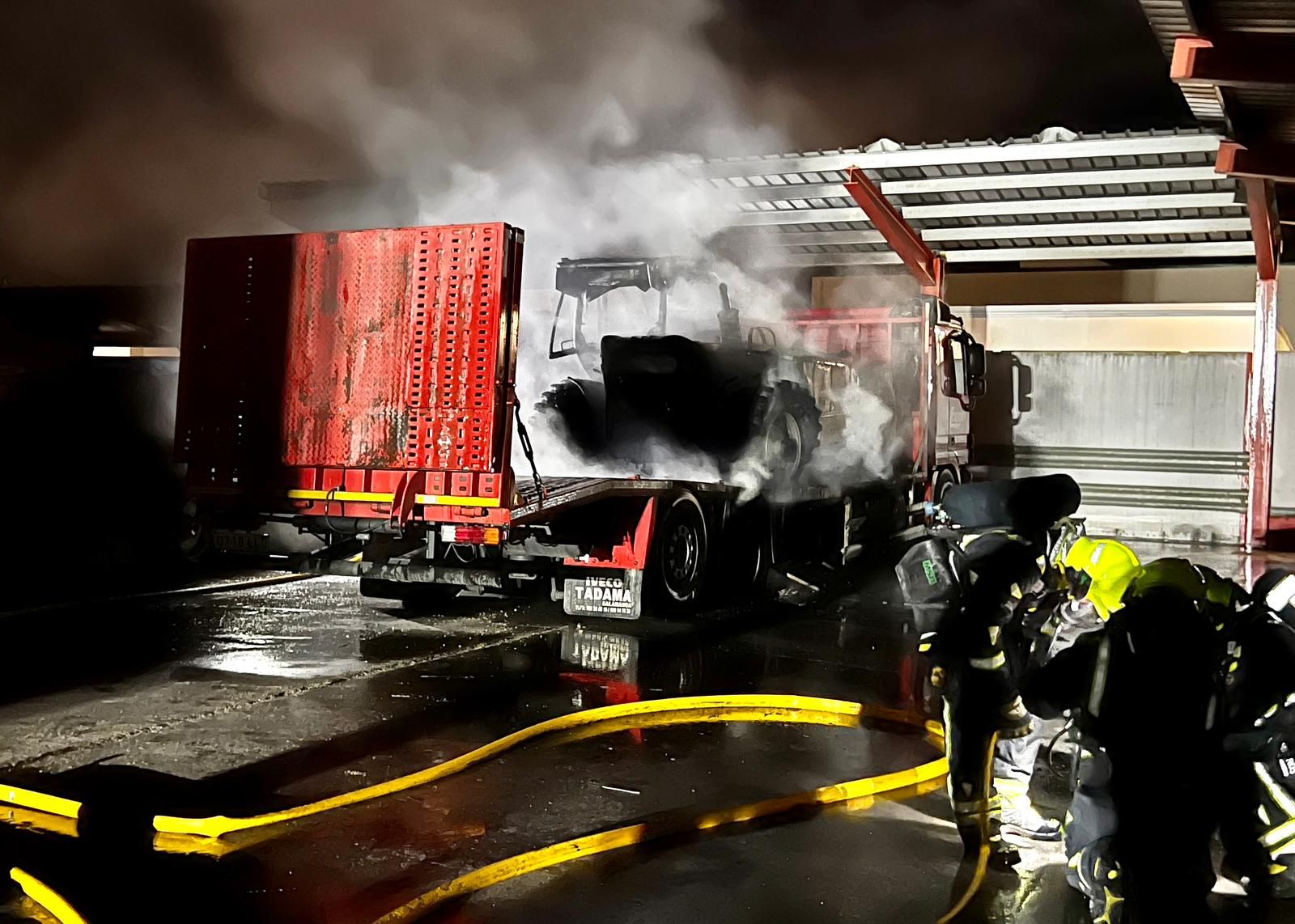 explosion-de-una-maquina-en-el-poligono-el-montalvo-iii-fotos-andrea-m-12