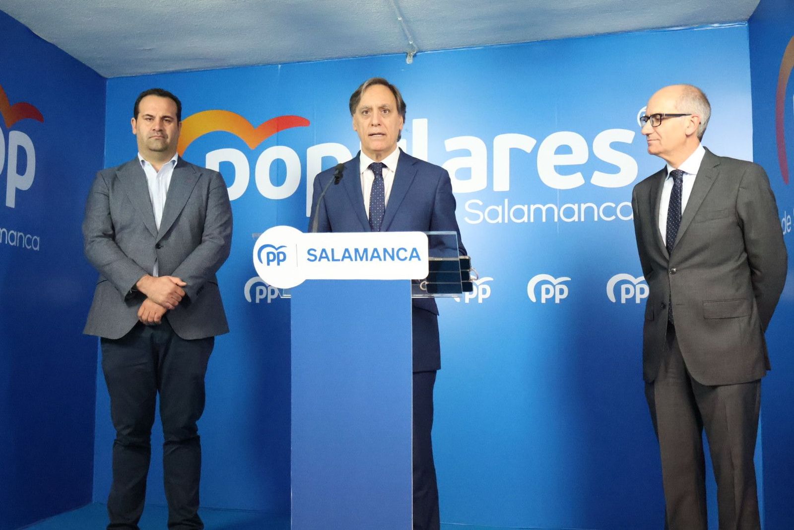 Carlos Garcia Carbayo y Javier Iglesias ofrecen una rueda de prensa tras conocerse el archivo y sobreseimiento de la causa abierta contra el Partido Popular Carlos Garcia Carbayo y Javier Iglesias ofrecen una rueda de prensa tras conocerse el archivo y sobreseimiento de la causa abierta contra el Partido Popular